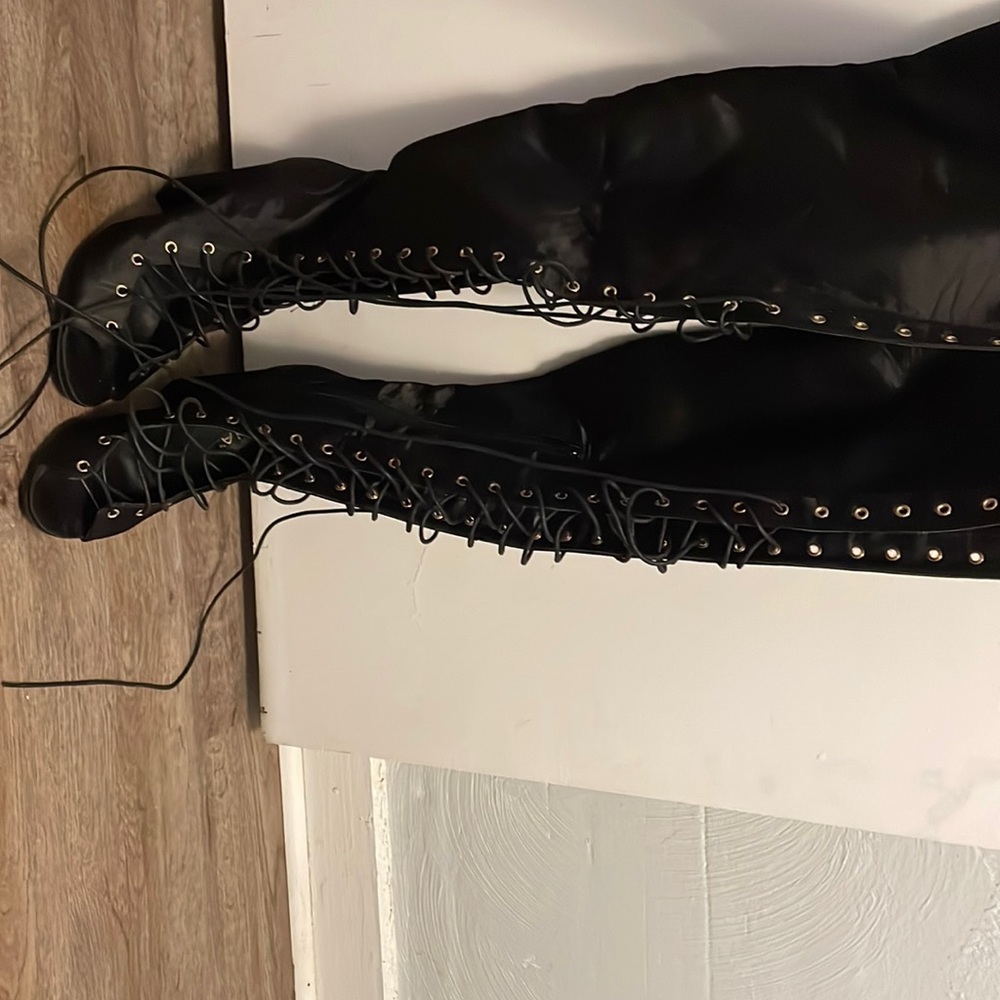 Perfect for a night out, never been worn before